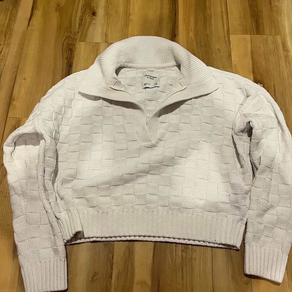 Abercrombie patterned sweater